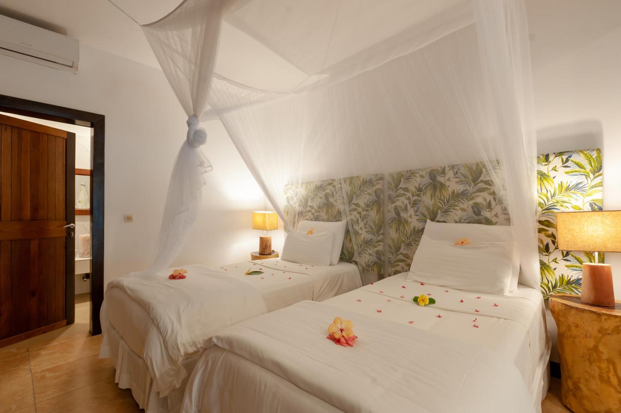 Nosy Be Hotel & Spa Ambondrona  외부 사진